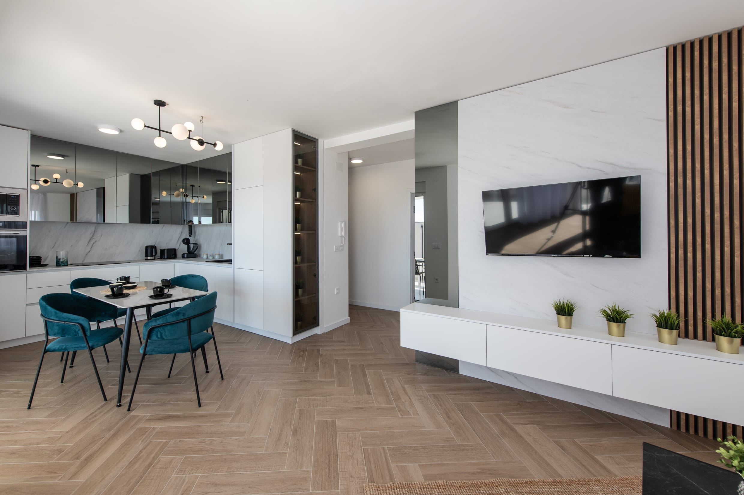 Pool apartments LUX | Two bedroom - Image 2