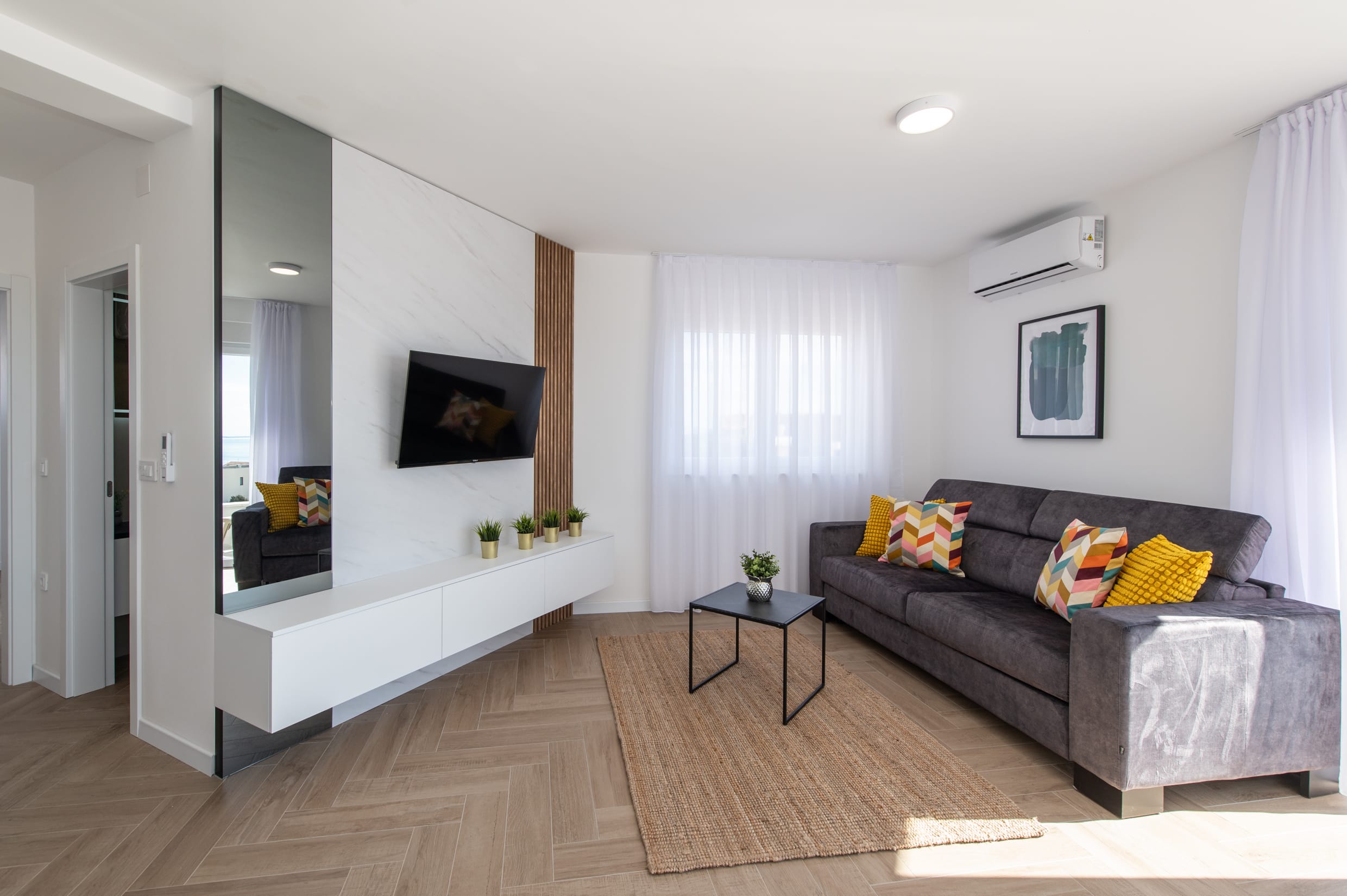 Pool apartments LUX | Two bedroom - Image 4